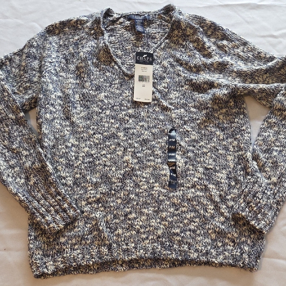 Chaps Men's Marled Black and White V-Neck Sweater